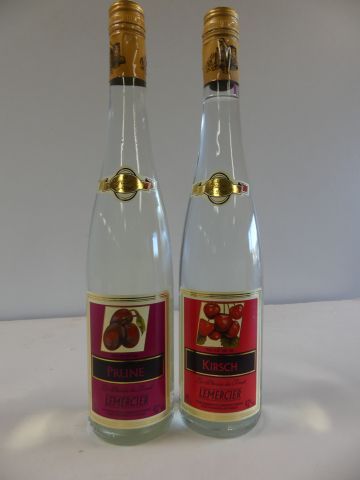 null Lot de 2 bouteilles : 1 Eau de Vie de Prune E. Lemercier 70 cl 42 % vol. ; 1...