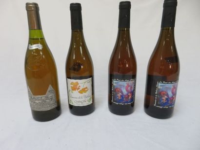 null Lot de 4 bouteilles de vin : 3 de Chinon (2 sd, 1 de 2008) et 1 de Côtes du...