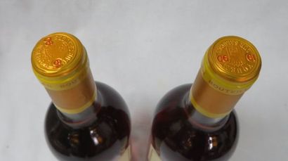 null 2 bouteilles de de Château Yquem, 1990.