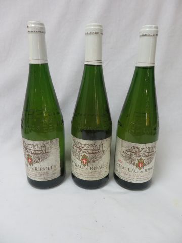 null Lot de 3 bouteilles de vin de Savoye, château de Ripaille. 2 de 2004 et 1 de...