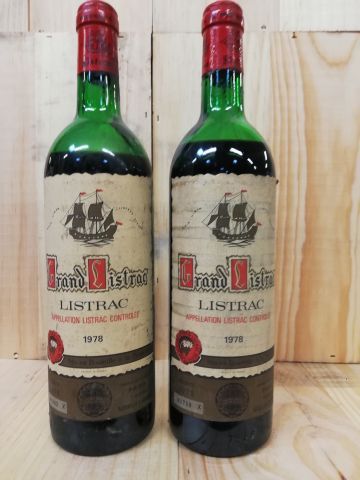 null 2 bouteilles de Listrac Grand Listrac 1978 Médaille d'Argent Btles numérotées...