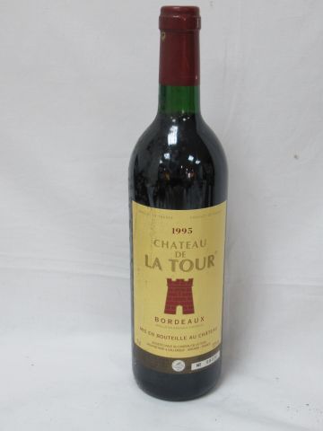 null Bouteille de Bordeaux, Château de la Tour, 1995 (LB)
