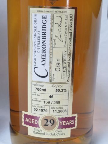 null Single Grain Whisky Cameronbridge Distillery 1979 (29 years old, bottled 2008)....