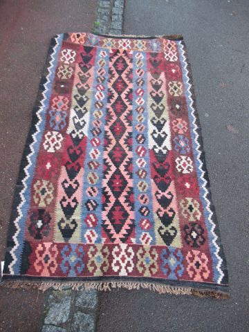 null ORIENT Kilim in polychrome wool. 107 x 180 cm (to be cleaned)