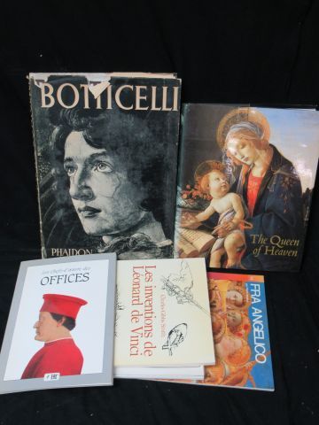 null Lot of art books: "Fra Angelico" - "Santa Croce" - "The Inventions of Leonardo...