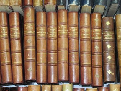 null Large batch of bound books, late 19th-early Xxe, including Dumas, Loti...