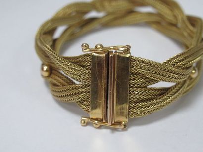 null Bracelet in 18K gold (Owl punch). Length: 17 cm (open) Weight: 26,16 g
