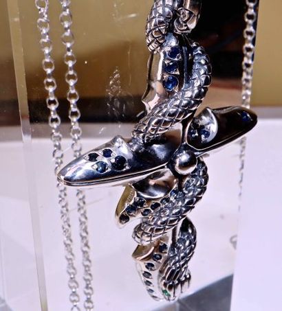 null Exceptional goldsmith's piece Large Necklace/Pendant unisex snake on a large...