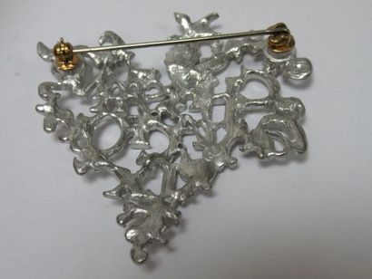 null Christian LACROIX Brooch in silver plated metal. Length: 6 cm