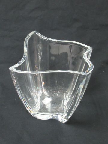 null VILLEROY et BOCH Vase en cristal. 15 x 13 cm