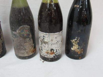 null Lot de 7 bouteilles de vin rouge : dont beaujolais villages, Mâcon. (etsa ou...