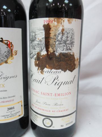 null Batch of 3 bottles: 1 of Bordereaux Château Valvigne 2001, 1 of Saint Emilion...