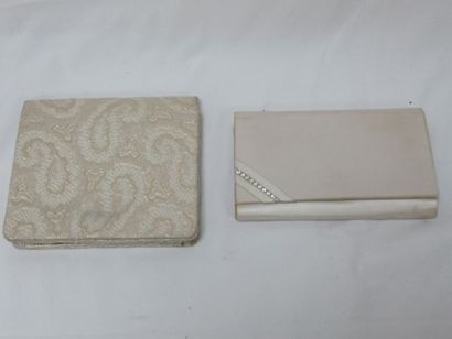 null Set of two evening clutch bags. Length: 17-18 cm (light water stains)