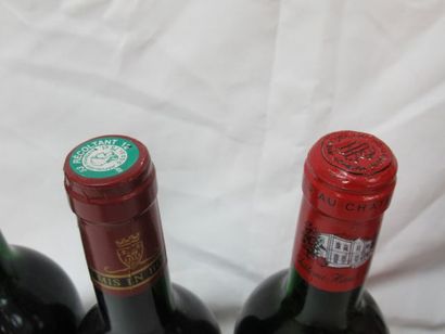 null Lot de 3 bouteilles : 1 de Bordereaux Château Valvigne 2001, 1 de Saint Emilion...