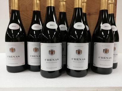 null 8 bouteilles de Chénas. 2017. Le Blason d'Or. Grand cru du Beaujolais. AOC