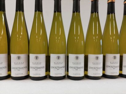 15 bouteilles de Alsace. Gewurztraminer....