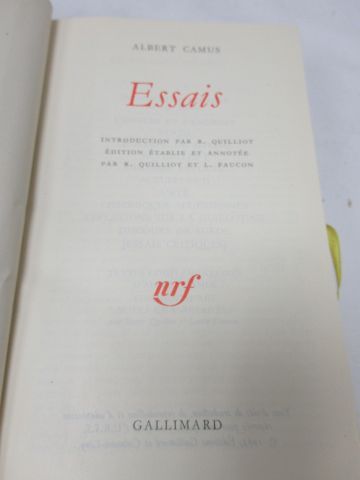 null LA PLEIADE, Albert CAMUS, "Essais",1972
