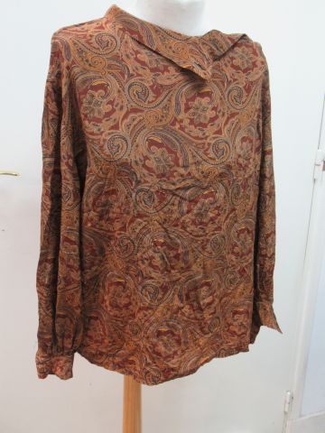 null Georges RECH Blouse en soie (12%) imprimée cachemire. Taille 38. TBE.