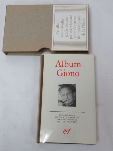 null LA PLEIADE, Album Giono, 1980