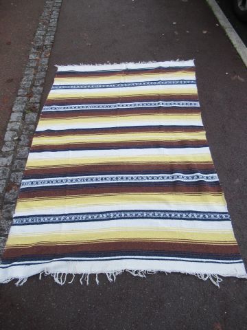 null Lot de deux tapis kilims en laine polychrome. 150 x 260 et 135 x 200