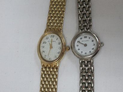 null Guy CLARAC Lot de deux montres de dame en acier et métal doré.