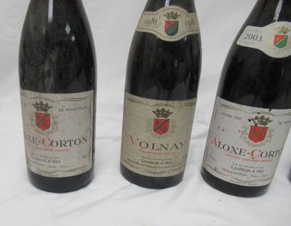 null Lot comprenant 3 bouteilles d'Aloxe-Corton (1 de 2003, 2 sd) et une de Volnay...