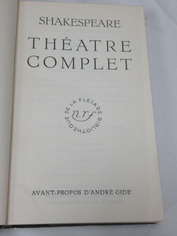 null LA PLEIADE, Shakespeare "Théâtre", tome 1, 1950

Si vous ne pouvez pas vous...
