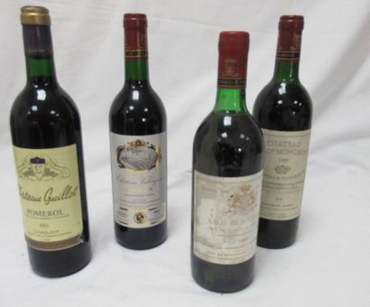 null Lot de 4 bouteilles de Bordeaux : 1 Pomerol "Château Guillot" 1993, 1 Château...