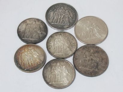 null Lot de monnaies en argent : 3 pièces de 50 francs Hercule (1976 et 1977) et...