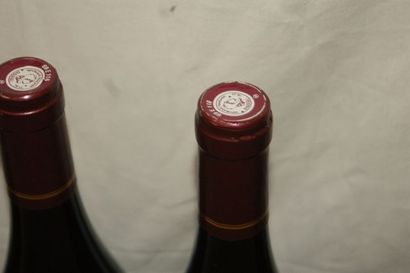 null 6 bouteilles de Côtes du Rhône, Réserve, 2017. Mises en bouteilles par Henry...