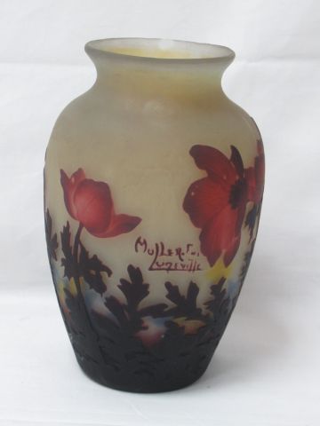 MULLER Freres (Lunéville) Glass vase with acid-etched decoration showing plants...
