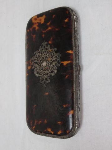 null Tortoiseshell case, metal frame. Silver cartridge. 7,5 x 14,5 cm (slight oxidation...