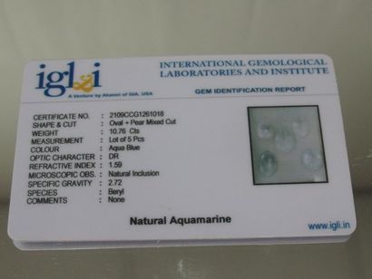  Aquamarine, 10.76 carats. With its certificate.