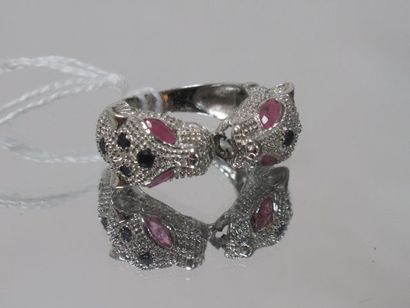 Silver ring, decorated with a double panther...