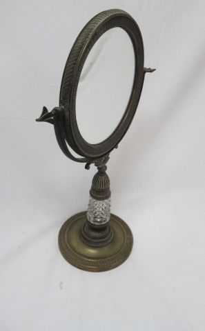 null Bronze and crystal pysched mirror. 19th century. Height: 37 cm
