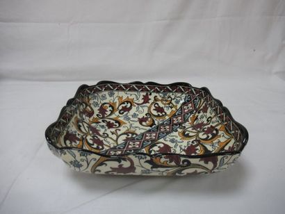 null GIEN Polychrome earthenware bowl with foliage decoration. 7 x 23 cm