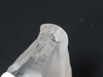 null LALIQUE France Sculpture cristal moulé une chouette. Haut.: 9 cm