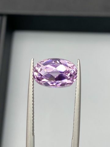 null KUNZITE NATURELLE - Provenance AFGHANISTAN - 6.02 Carats - Couleur Rose - Taille...
