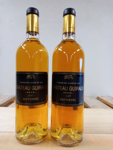 2 bouteilles de Château Guiraud 2007 1er...