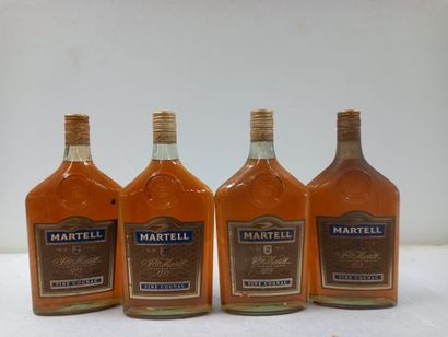 null 4 Très vieilles bouteilles Flasques de Fine Cognac Martell VS 500ml 40% vol...