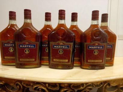 null 7 petites bouteilles (500 ml) de Fine Old Cognac VSOP Médaillon 40% vol. Des...