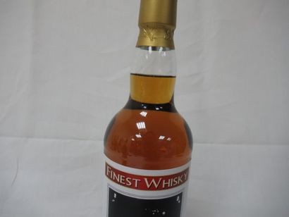 null Whisky Single Grain 1973. Distillerie Invergordon. Mise en bouteille en 2018...