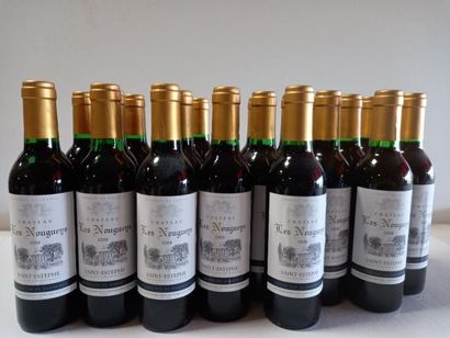 null 22 demi-bouteilles (375 ml) de Saint Estephe Château Les Nougueys 2008, propriétaire...