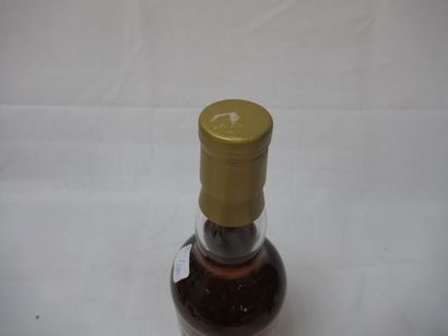 null Whisky Single Malt 2001. Distillerie Bruichladdich. Mise en bouteille en 2011...