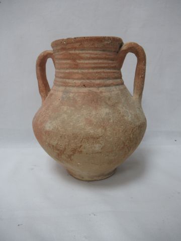 null SYRIA Vase with handles in terra cotta. Height: 19 cm