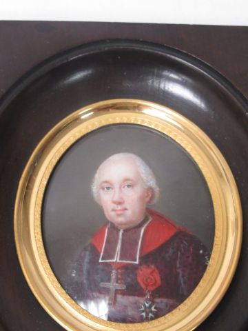 null Ecole française de la fin du XVIIIe siècle "Portrait d'écclésiastique". Miniature...