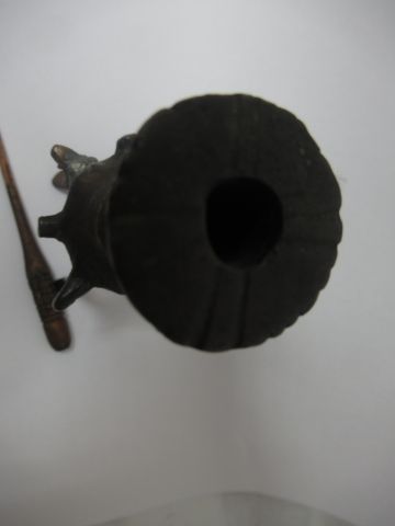 null SYRIE Pot à fard en bronze. 10 cm