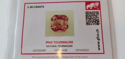 null TOURMALINE NATURELLE - Provenance BRESIL - 1.36 Carats - Couleur RARE ROSE BUBBLE...