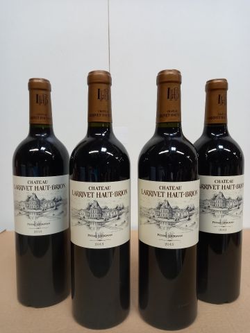 4 bouteilles de Château Larrivet Haut Brion...