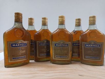 null 6 bouteilles de Fine Cognac Martell des années 60/70 VS 20cl 40% vol